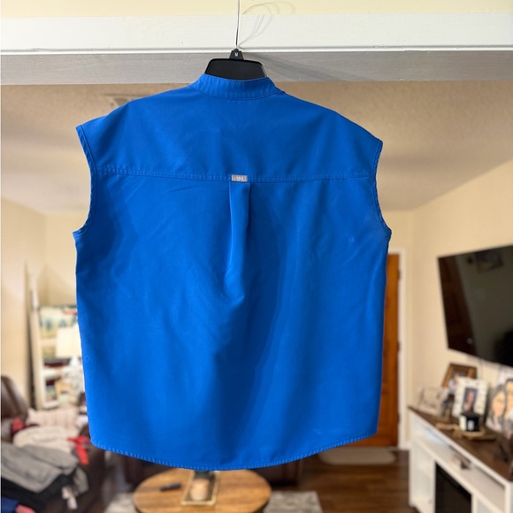 Figs Rafaela Oversized Scrub Top - Picture 2 of 6